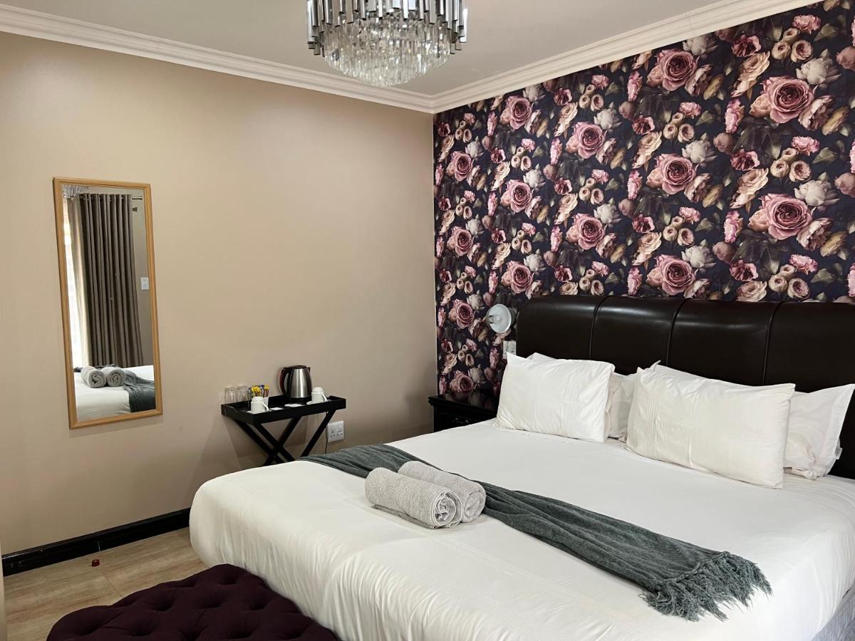 Thabazimbi Country Lodge Екстер'єр фото