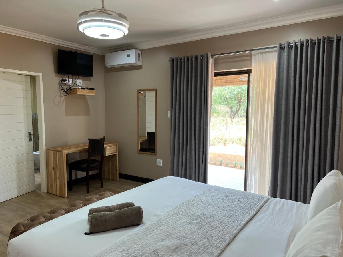 Thabazimbi Country Lodge Екстер'єр фото