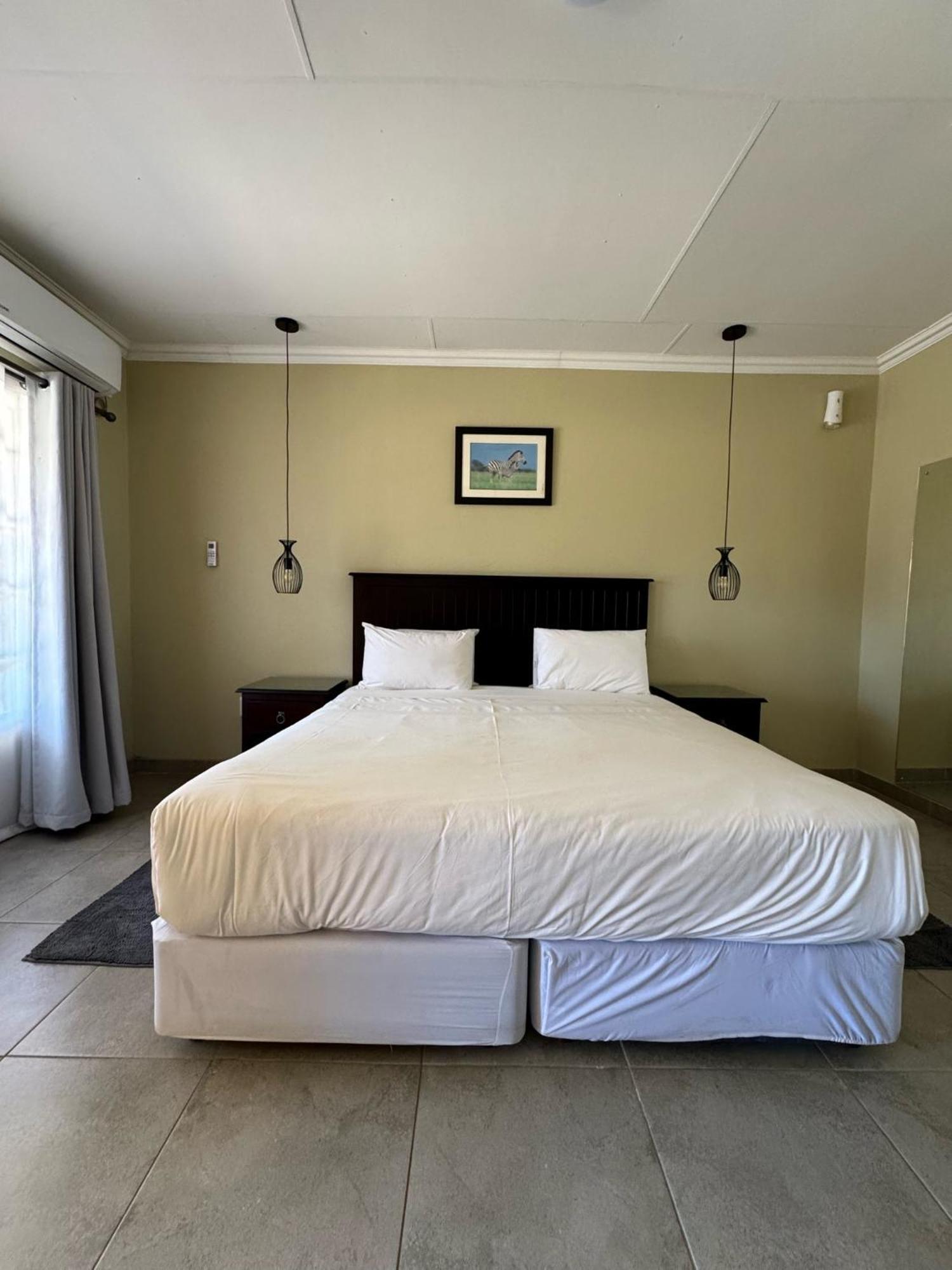 Thabazimbi Country Lodge Екстер'єр фото