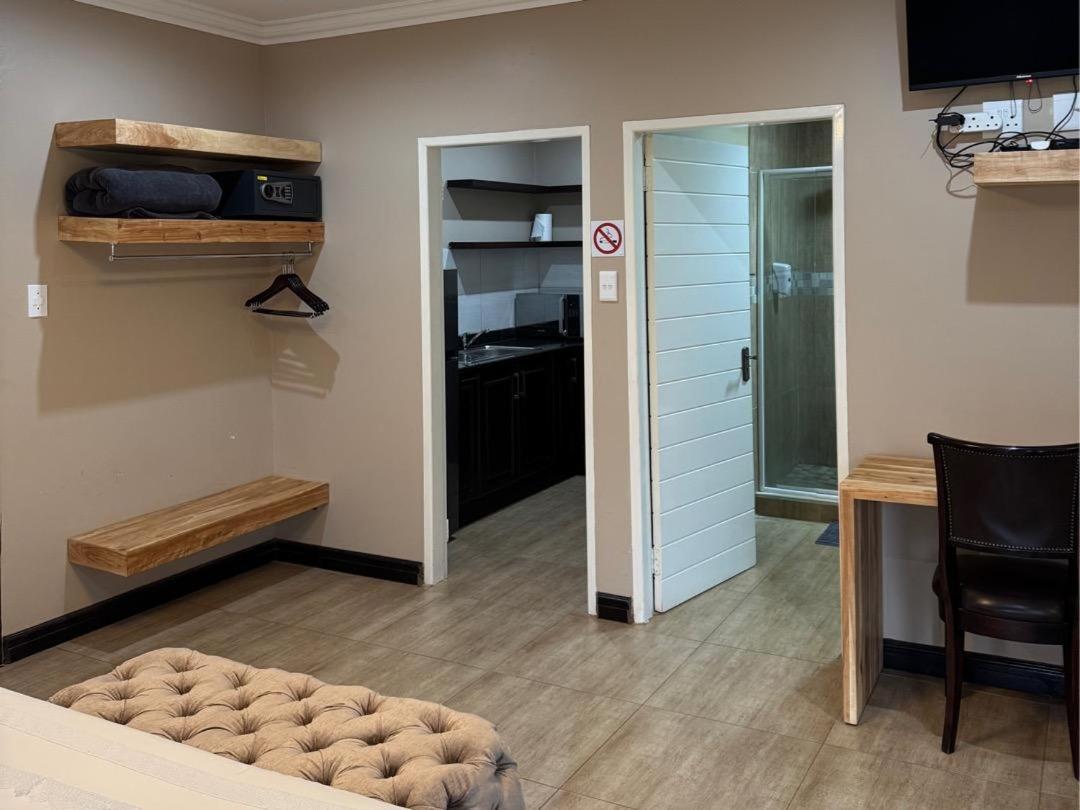Thabazimbi Country Lodge Екстер'єр фото