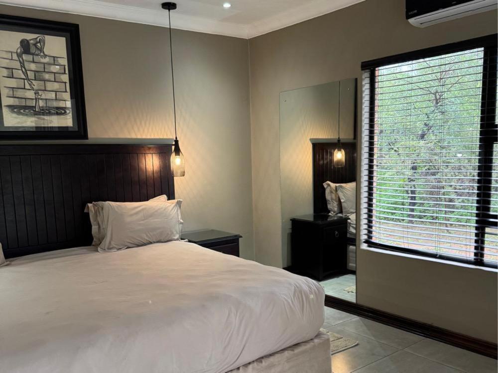 Thabazimbi Country Lodge Екстер'єр фото